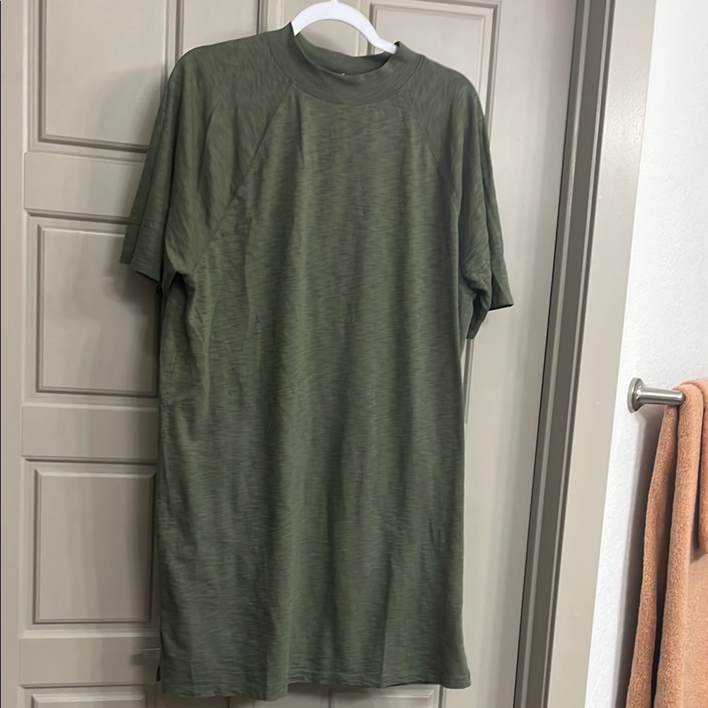 Universal Thread Green Short Sleeve Dress